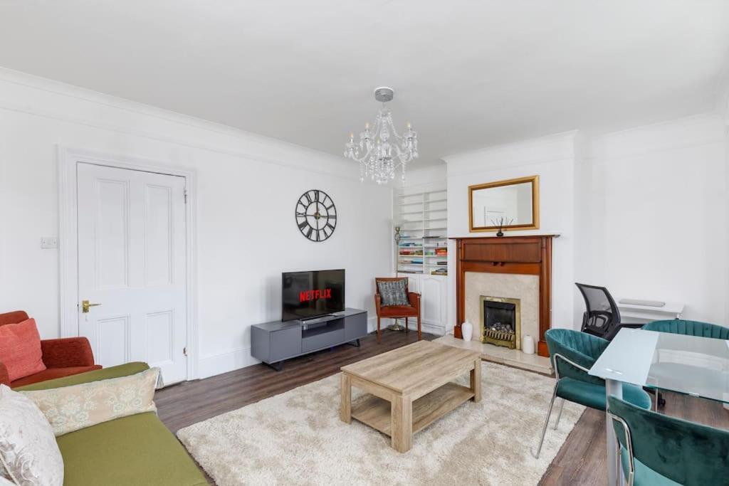 Charming 2 Bedroom Flat In Central Hove With Free Parking Luaran gambar